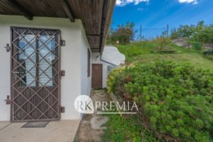 prodej-zahrady-372-m-18