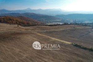 12foto_pozemek Bystřany, 46514 m