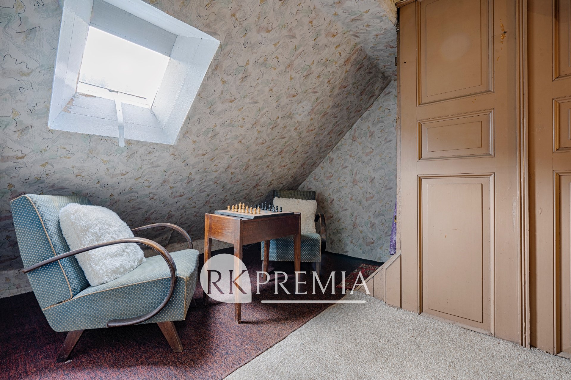 17_foto_RD s kovárnou Dubí_Ruská
