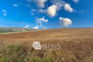 4foto_pozemek Bystřany, 46514 m