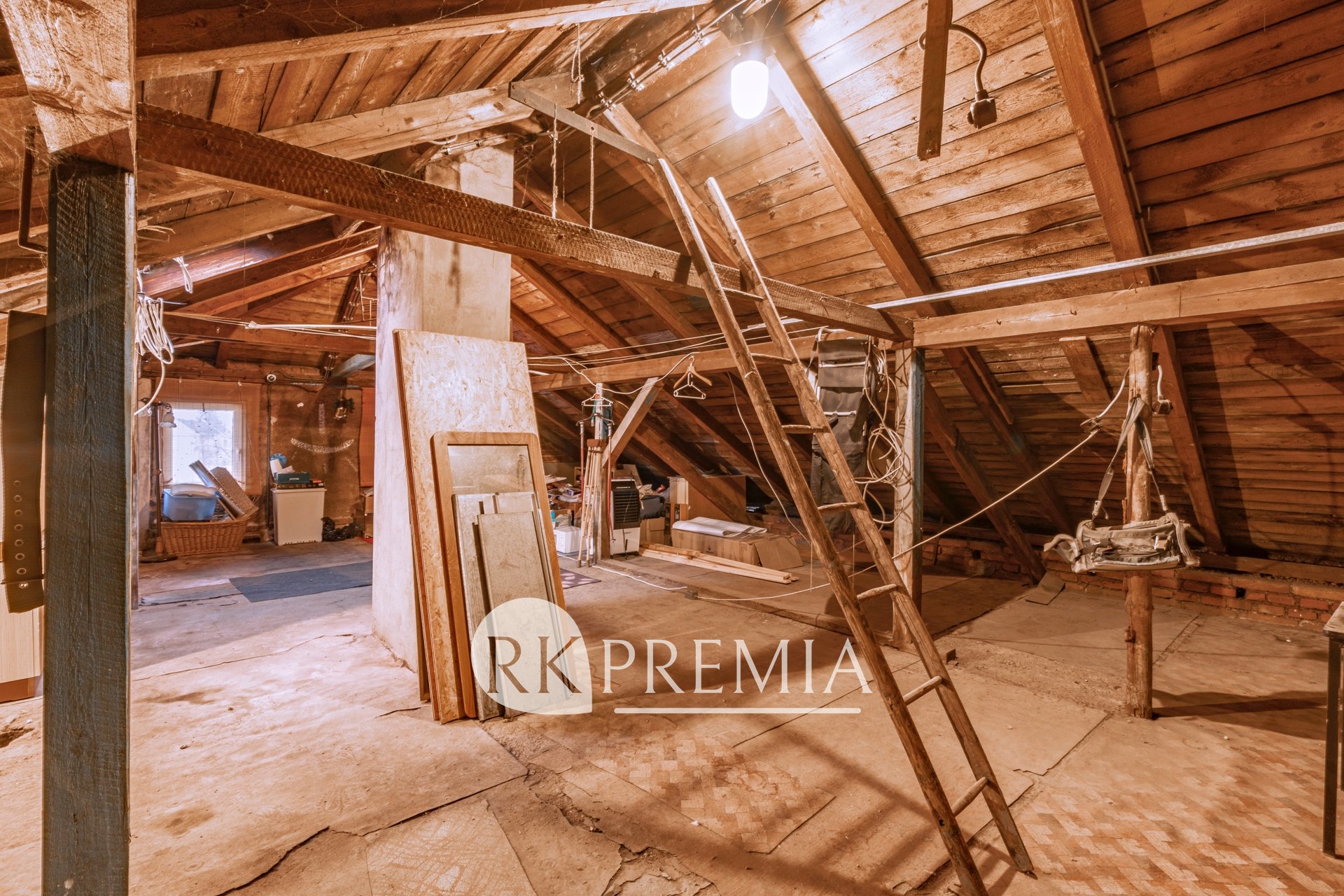 prodej-rd-210-m2-619-m2-dubi-bystrice-dsc8889-ea18b4