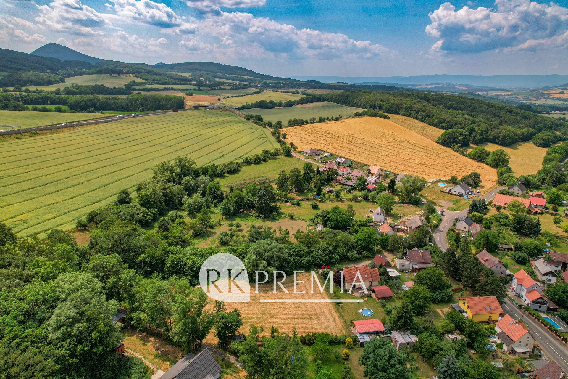 4Foto_Stavební pozemek Radejčín