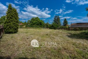 12Foto_Pozemek Šípková