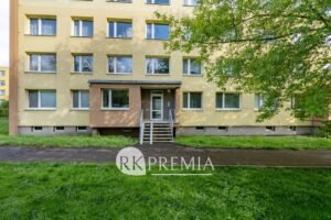 3Foto_pronájem_4+1_Bohosudovská