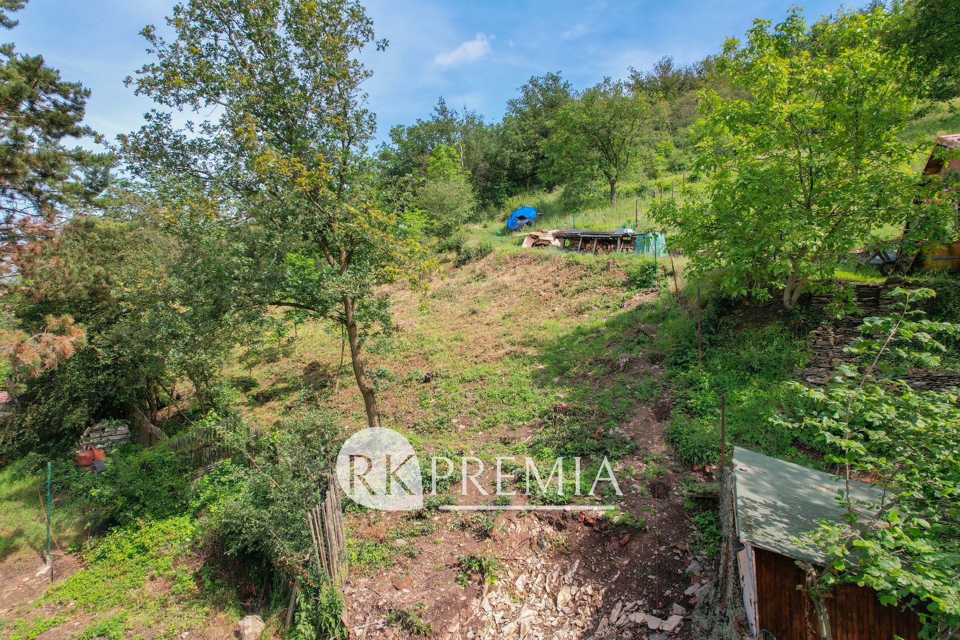 8Foto_pozemk_Na Lišce_914
