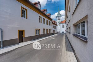 nabizi-prodej-cinzovni-dum-vaclavske-namesti-78-13-trmice-dsc6519-032ff5