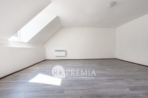 nabizi-prodej-cinzovni-dum-vaclavske-namesti-78-13-trmice-dsc6669-3bb799