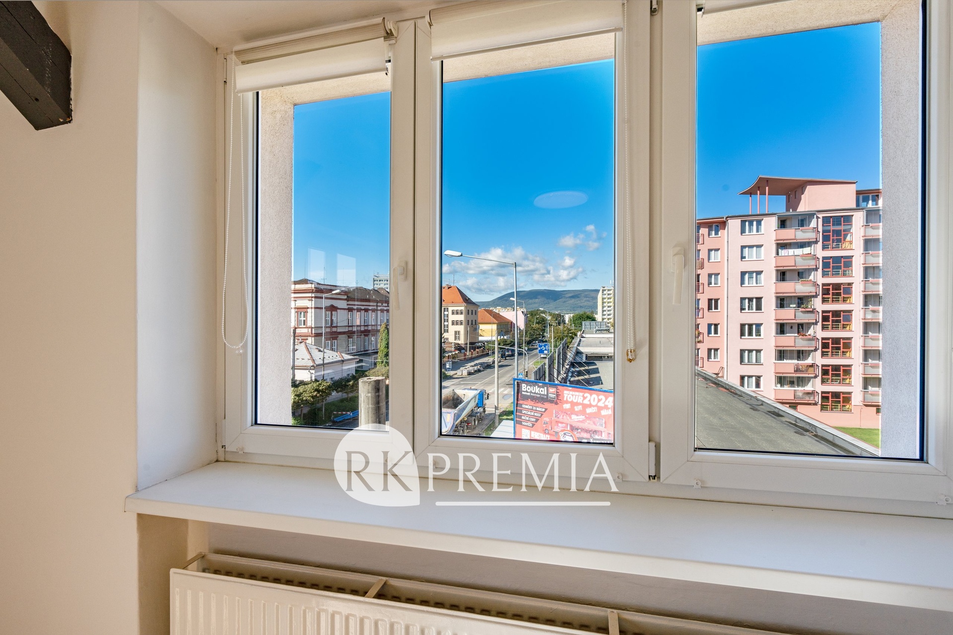 10Foto_Podnájem Duchcovská 66
