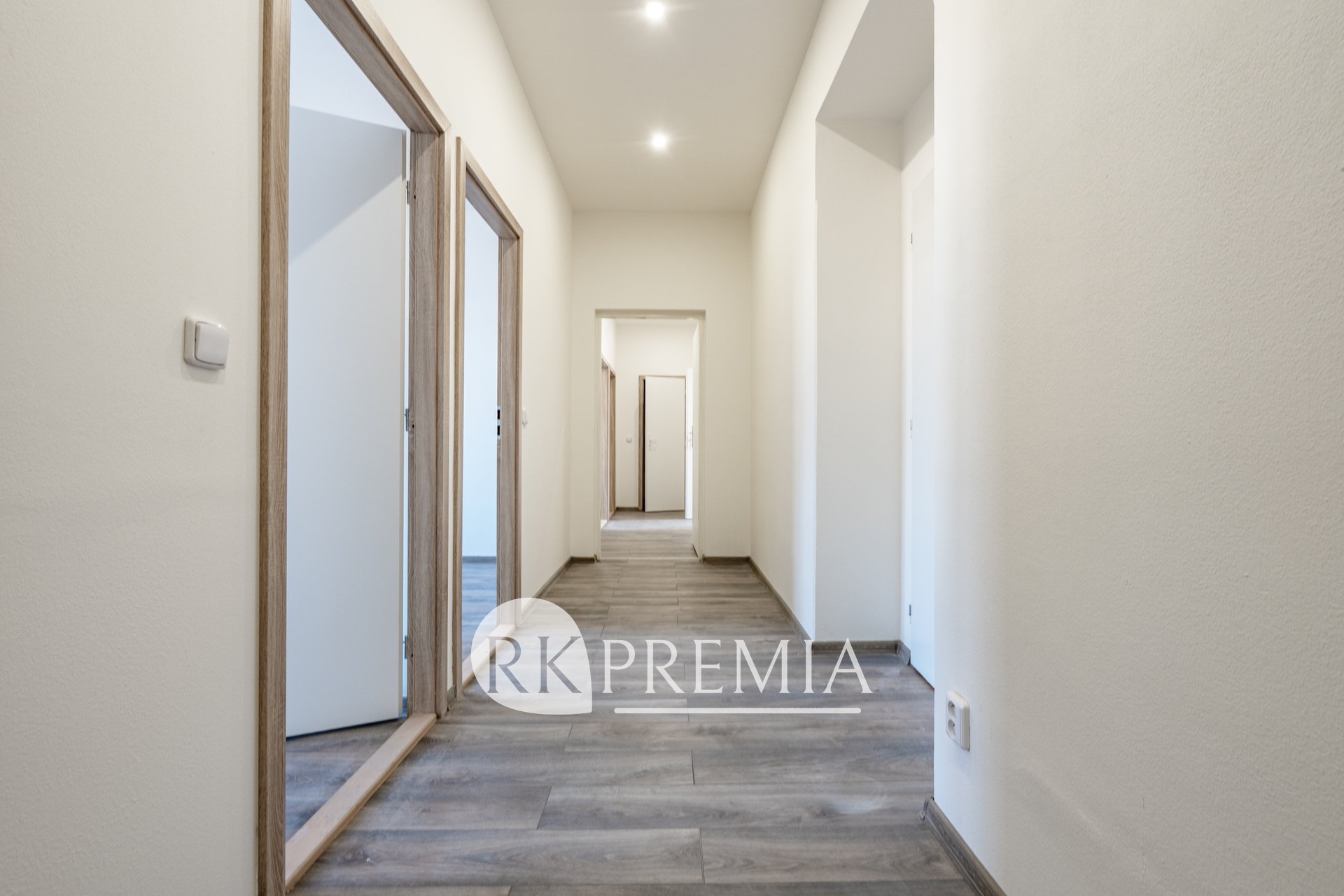 19Foto_prodej BD_Drážďanská