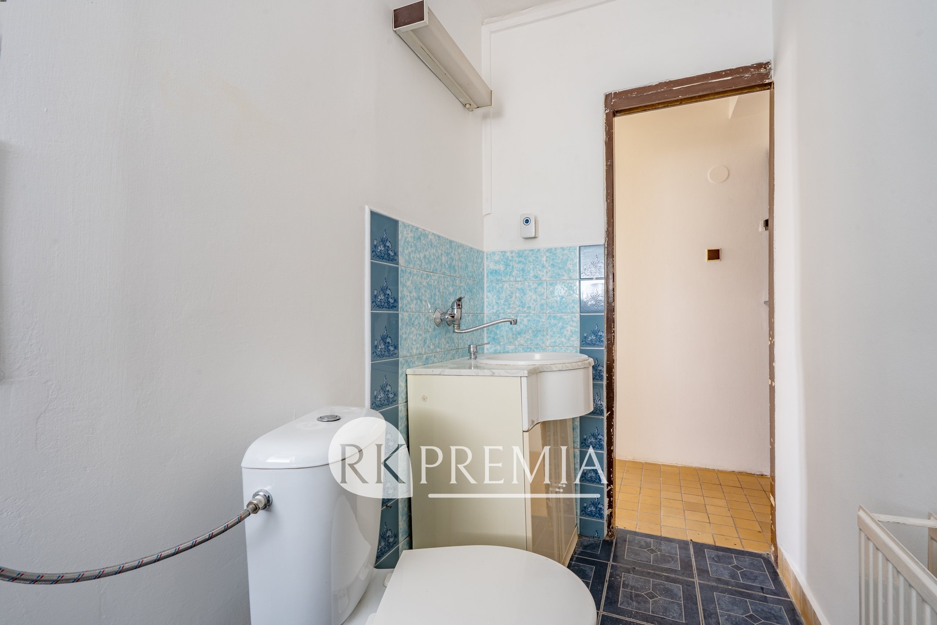 12foto_Prodej bytu 3+1, Měrunice