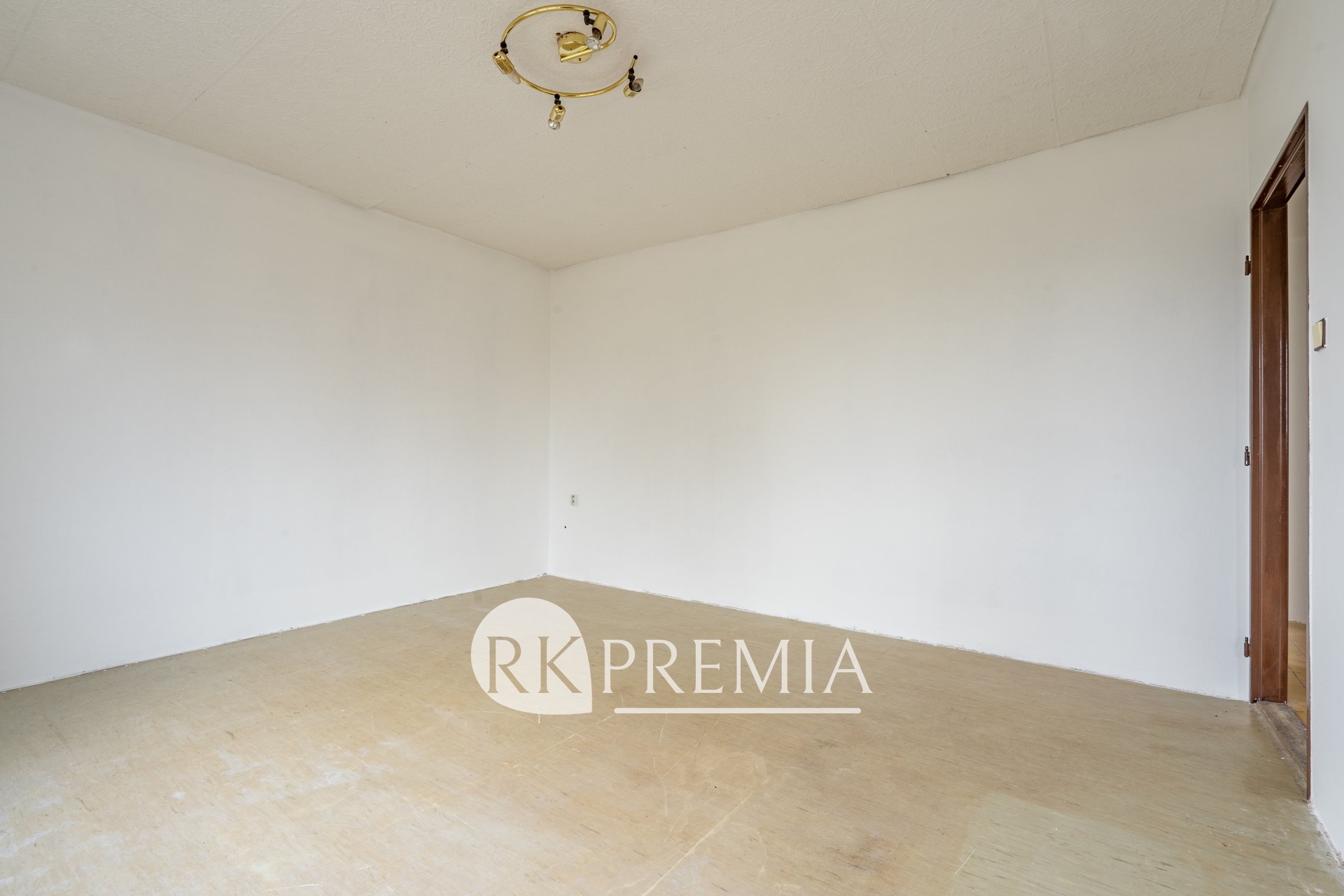 15foto_Prodej bytu 3+1, Měrunice