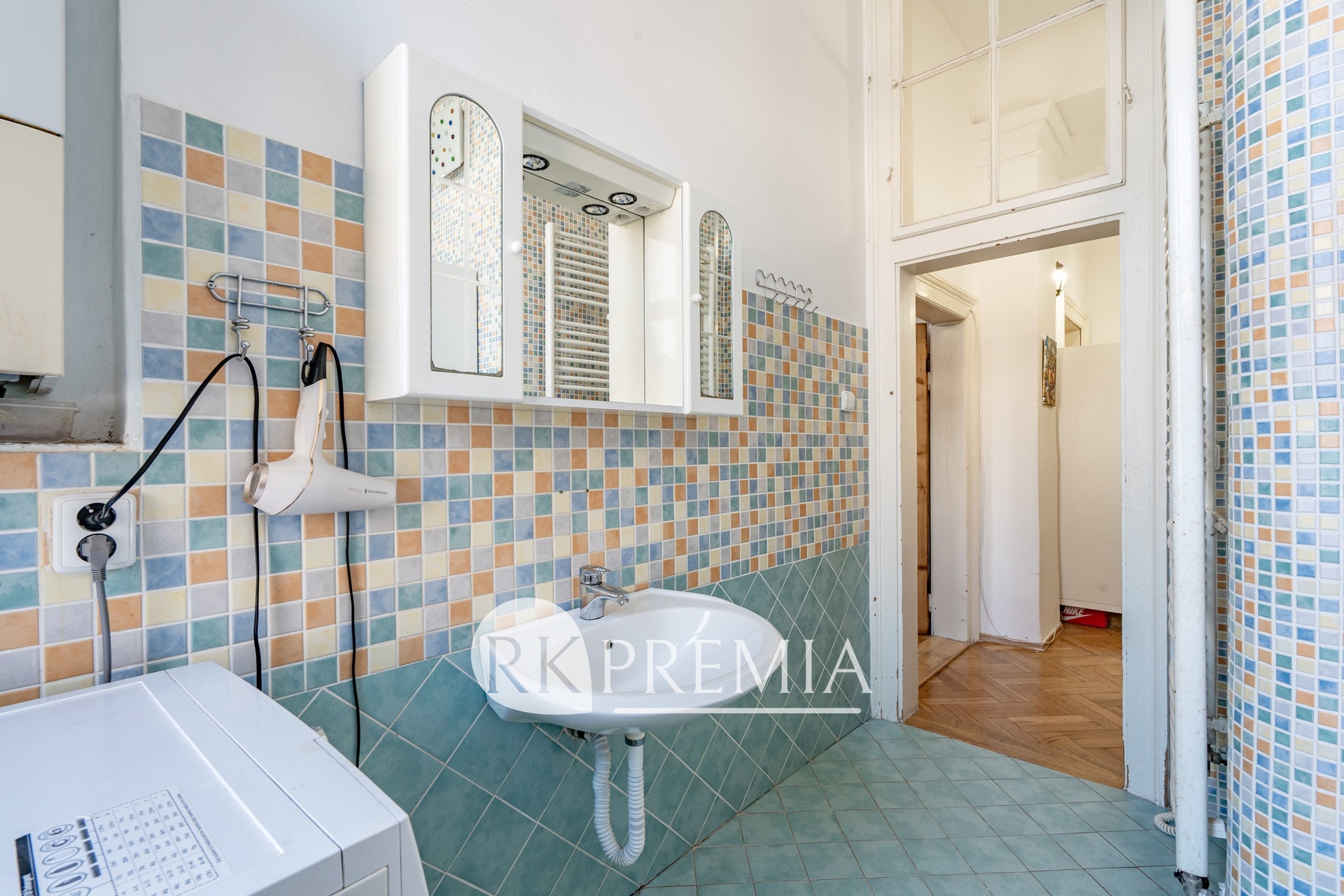 17foto_Čelakovského 3+1