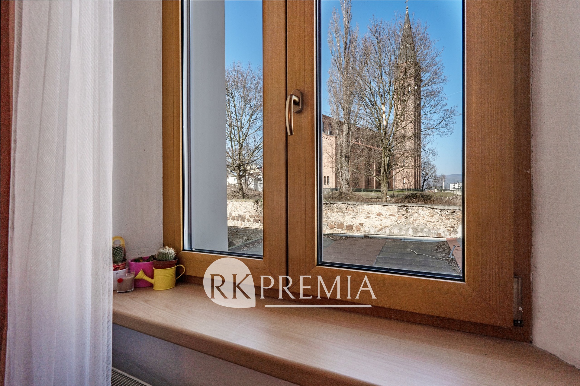 23foto_Čelakovského 3+1