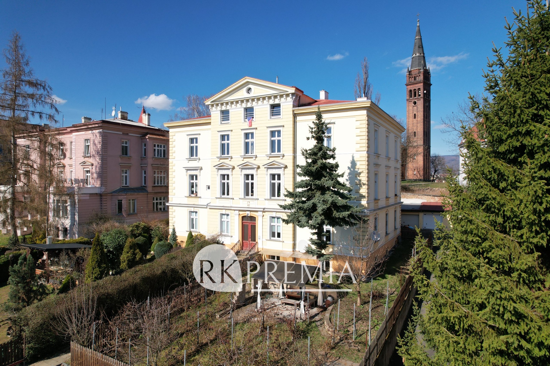 2foto_Čelakovského 3+1