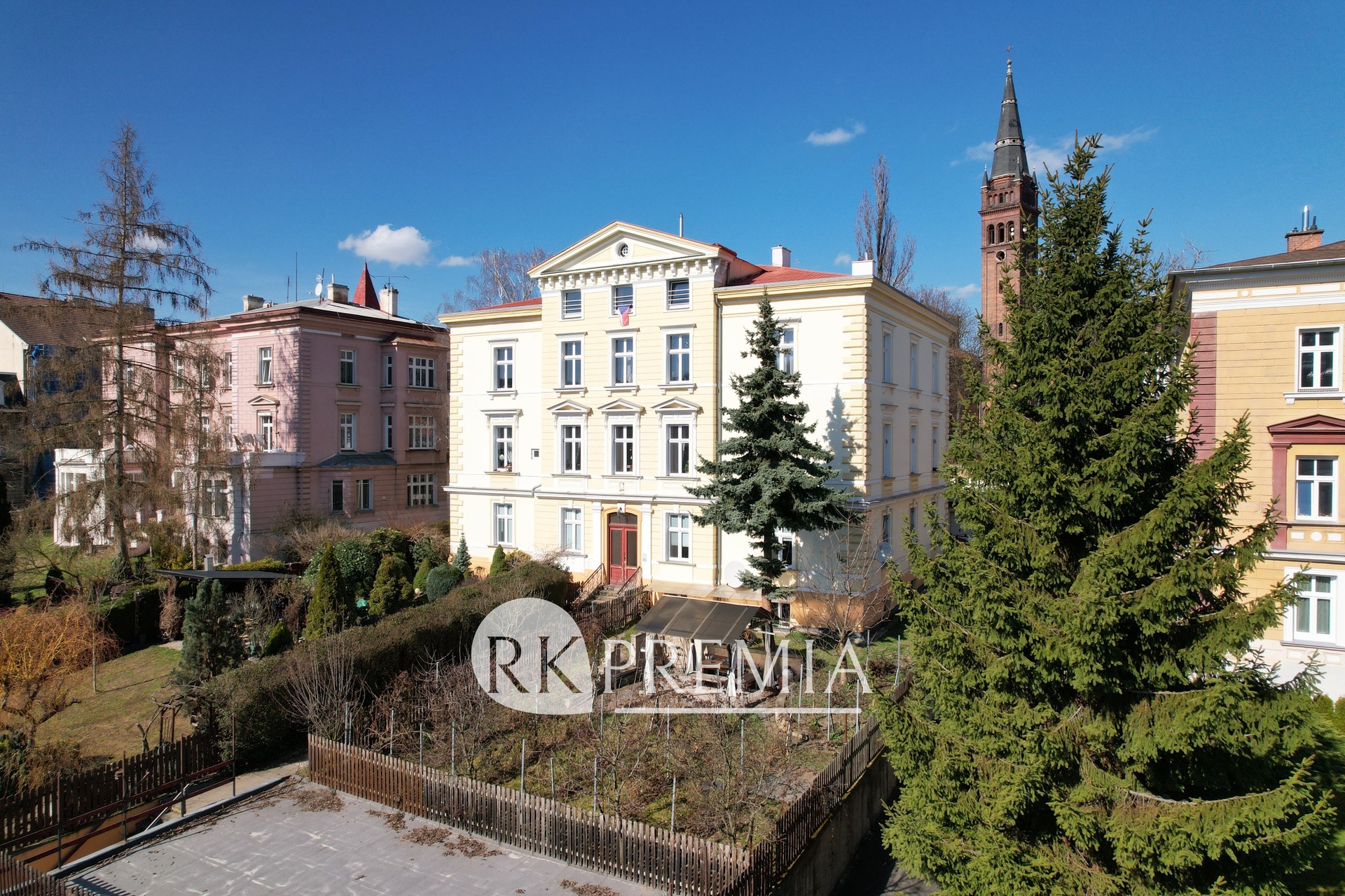 3foto_Čelakovského 3+1