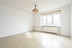 7foto_Prodej bytu 3+1, Měrunice