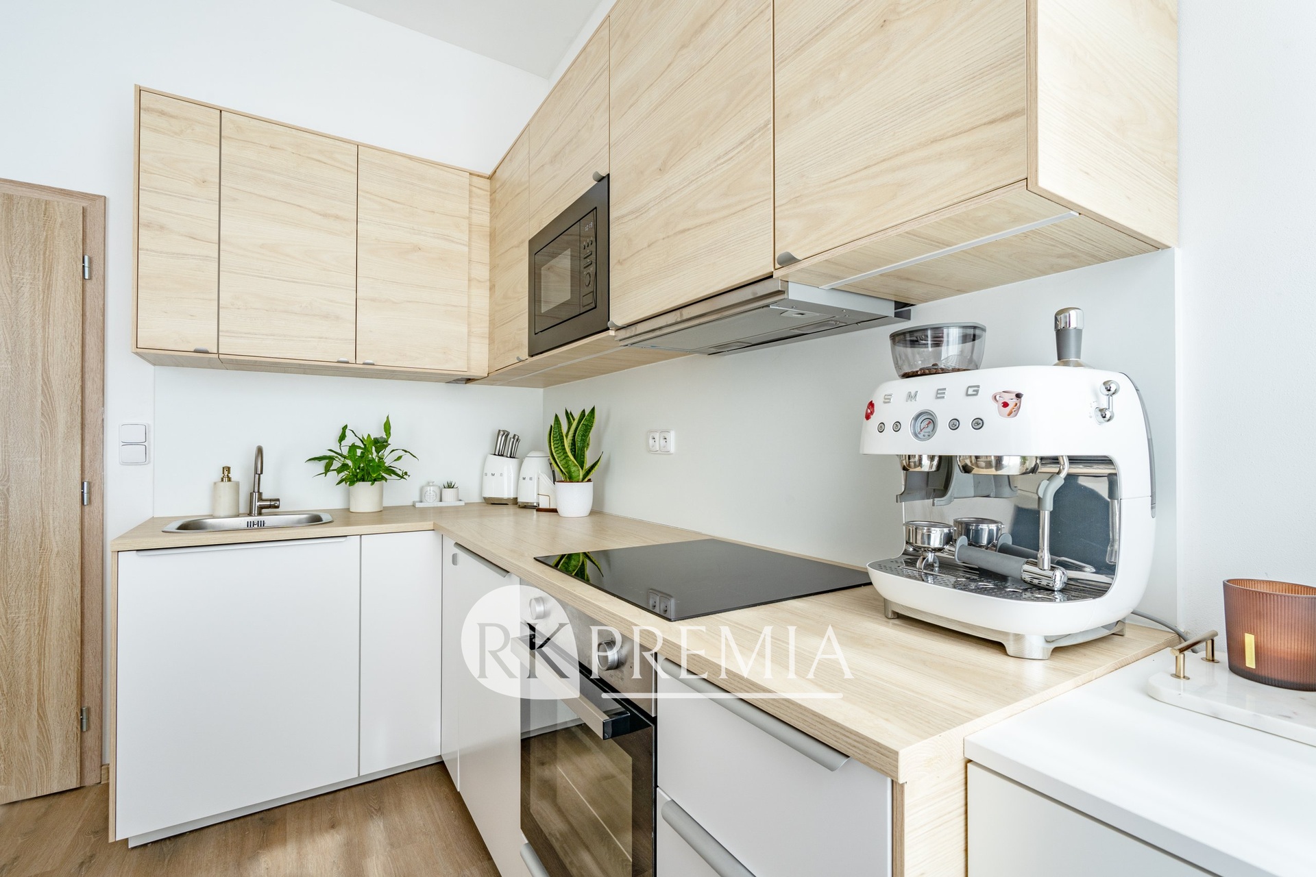 7foto_Podnájem 2+1, 28. října, TP